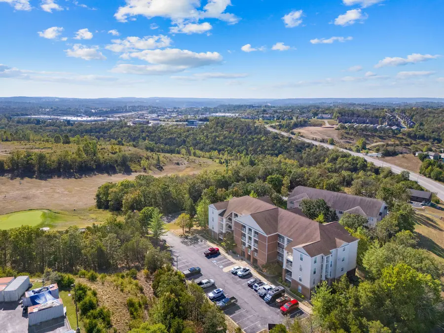 201 Prairie Dunes Drive #Apt 1402, Branson, MO 65616 - #2