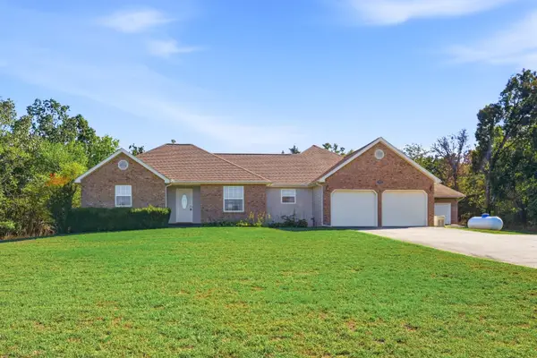10941 Holly Road, Neosho, MO 64850