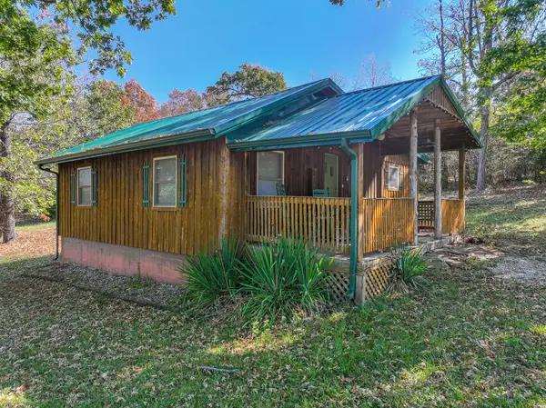 2430 SW 453 Pvt Road, El Dorado Springs, MO 64744