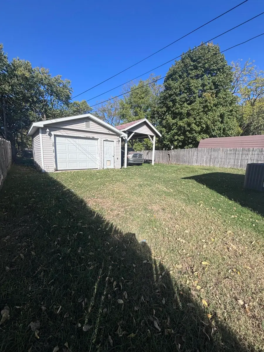 1031 N Sherman Avenue, Springfield, MO 65802 - #2