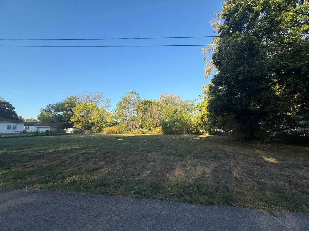105 S Euclid Avenue, Marionville, MO 65705 - #1