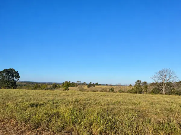 000 W Lowery Road, Lead Hill, AR 72644