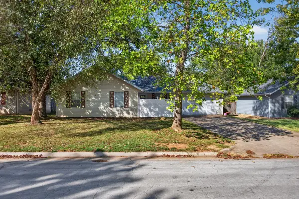 5627 S Dayton Avenue, Springfield, MO 65810