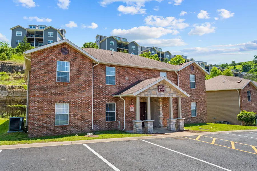 2955 Vineyards Parkway #4, Branson, MO 65616 - #2