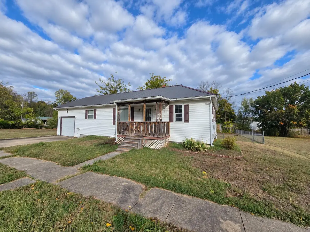 734 Cedar Avenue, Cabool, MO 65689 - #1