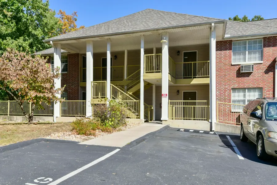200 Golfview Drive #A6, Branson, MO 65616 - #2