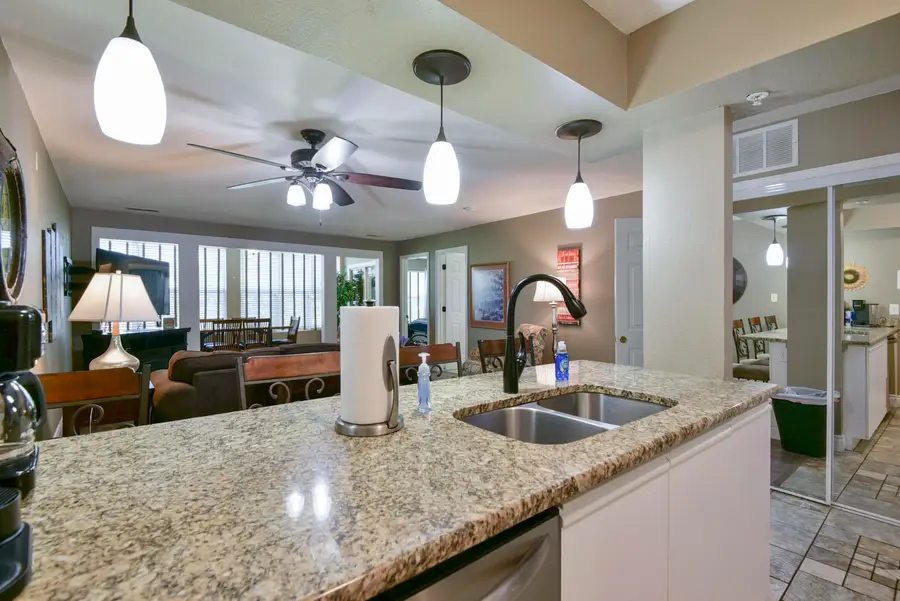 200 Golfview Drive #C6, Branson, MO 65616 - #2