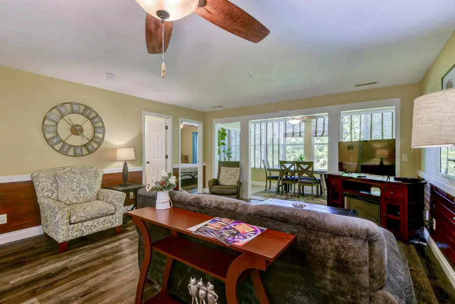 200 Golfview Drive #C7, Branson, MO 65616 - #2
