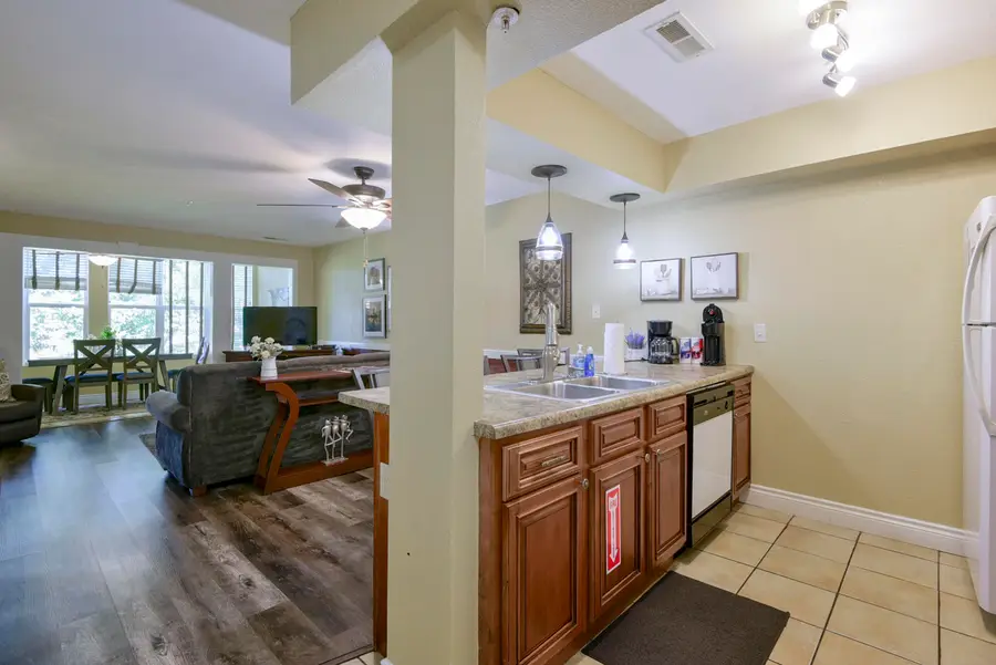 200 Golfview Drive #C7, Branson, MO 65616 - #3