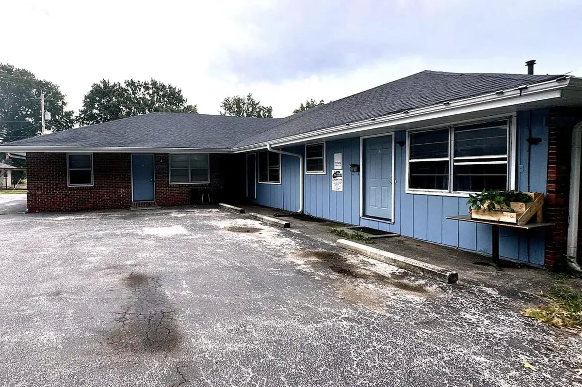 2052 S Barcliff Avenue, Springfield, MO 65804 - #1