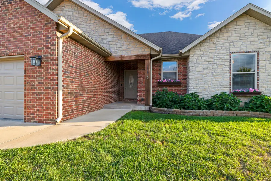 1910 E Whetstone Drive, Ozark, MO 65721 - #3