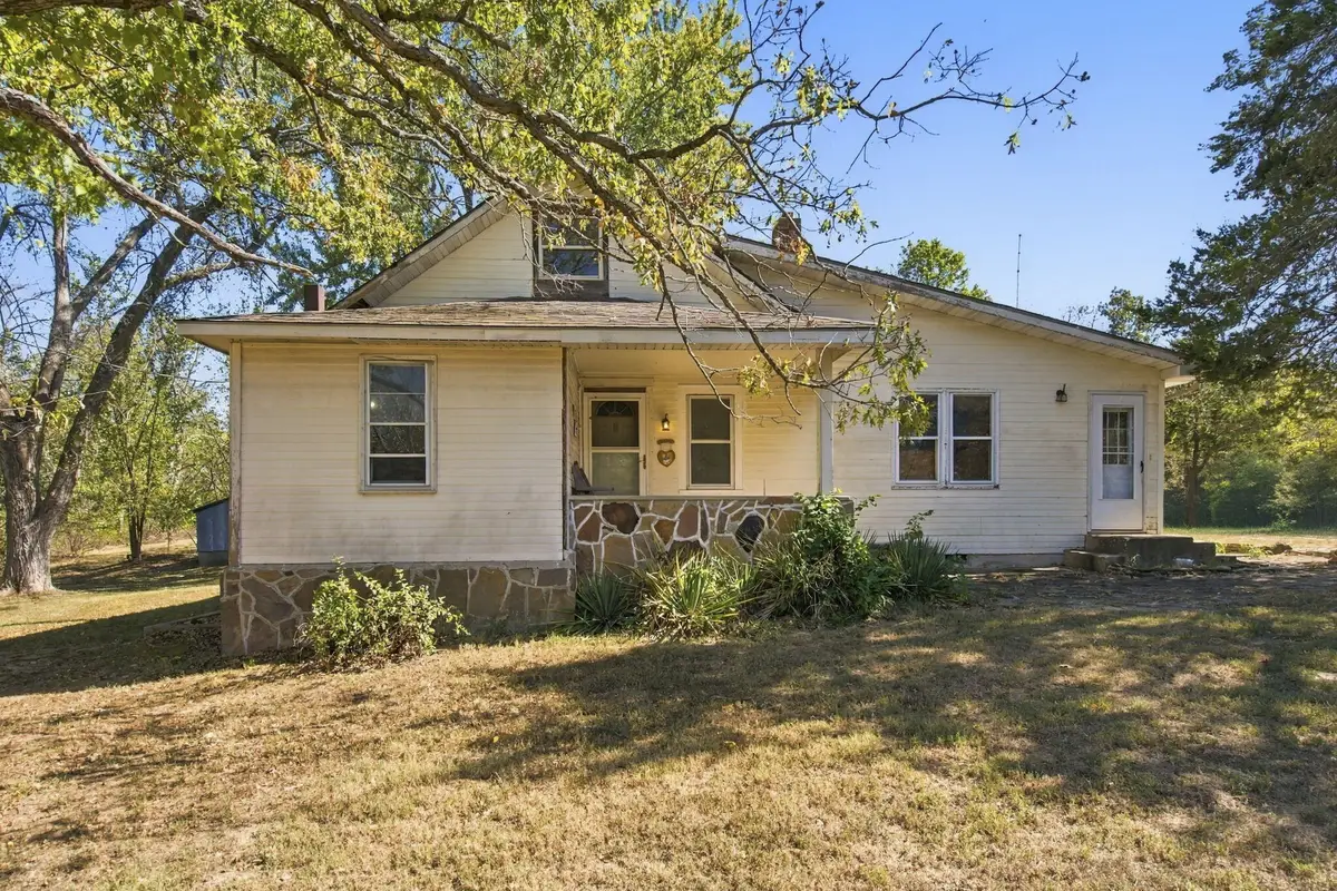 20619 Lawrence 2048, Everton, MO 65646 - #1
