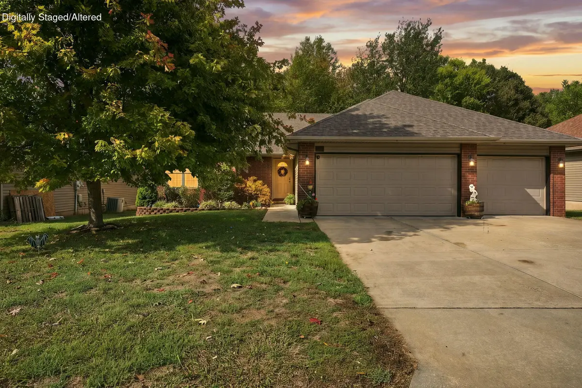 2107 S Fisk Avenue, Springfield, MO 65807 - #1