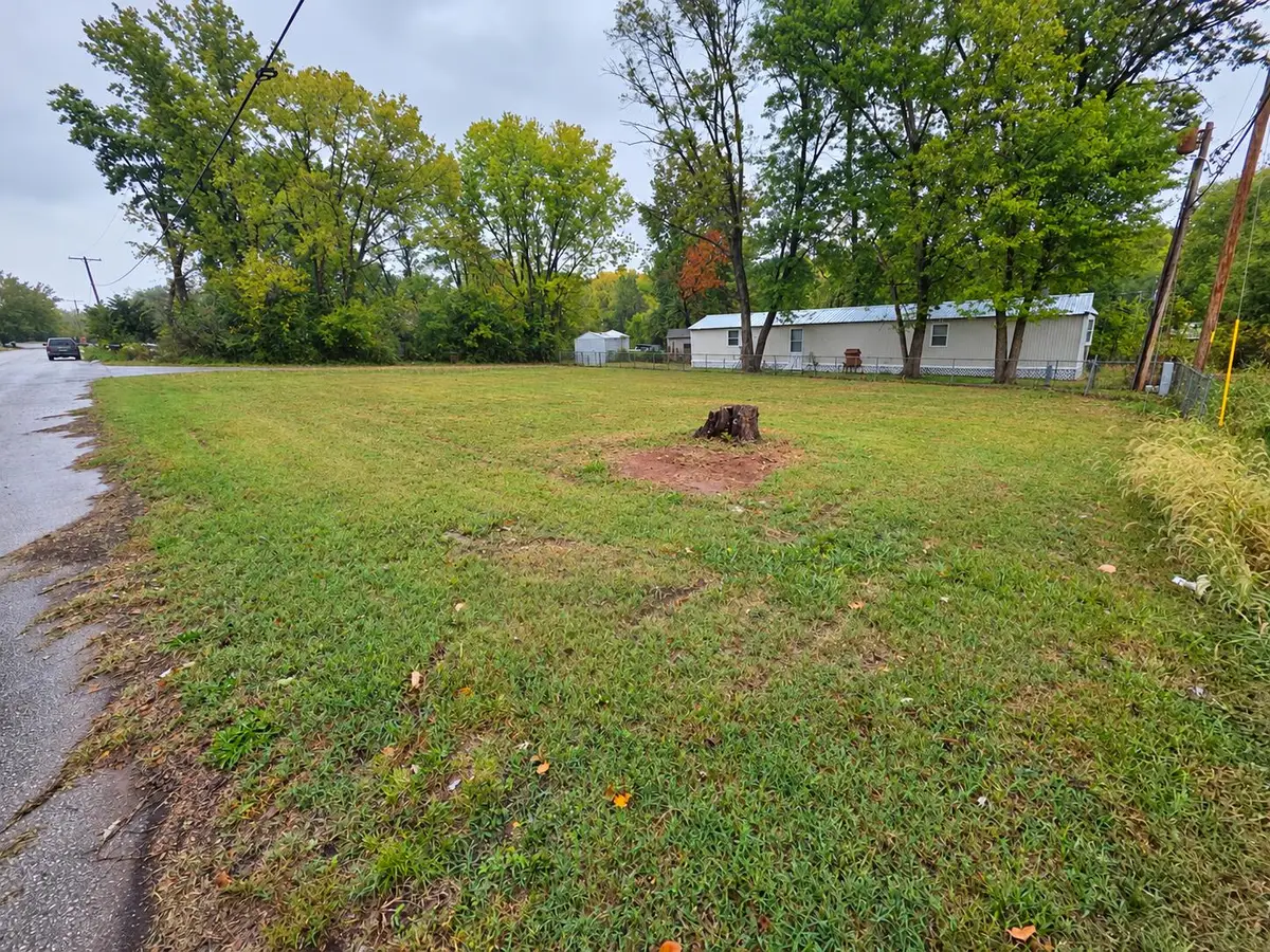 1330 N 17th Street, Ozark, MO 65721 - #1