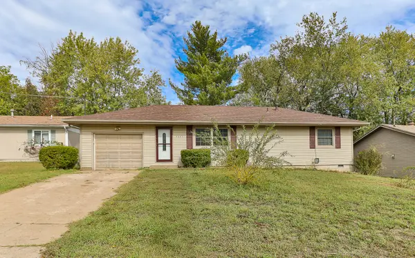 3231 W Water Street, Springfield, MO 65802