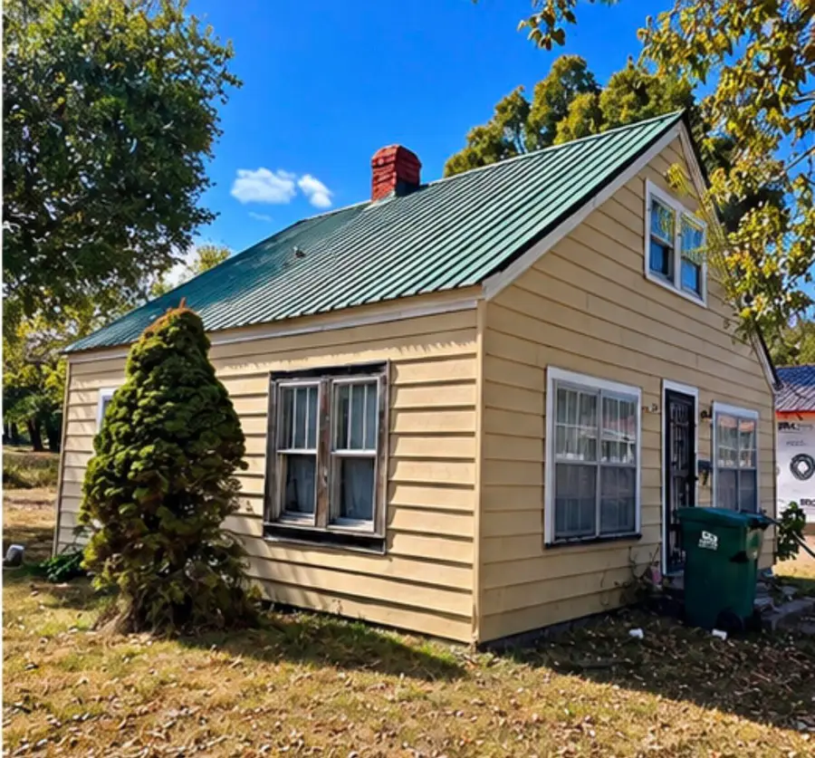 334 E 4th Street, Mountain Grove, MO 65711 - #3