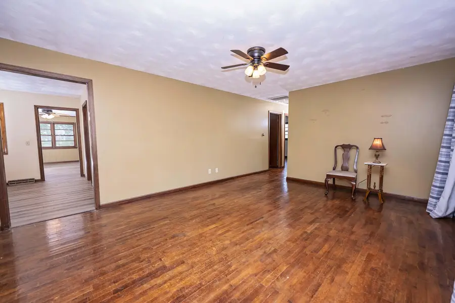 3550 N Rogers Avenue, Springfield, MO 65803 - #3