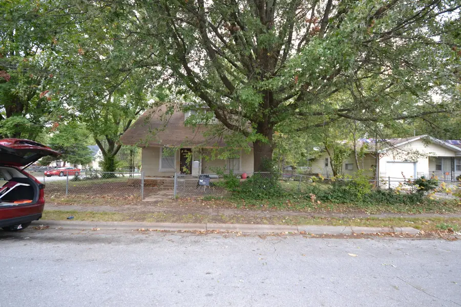 1925 W Lee Street, Springfield, MO 65803 - #3
