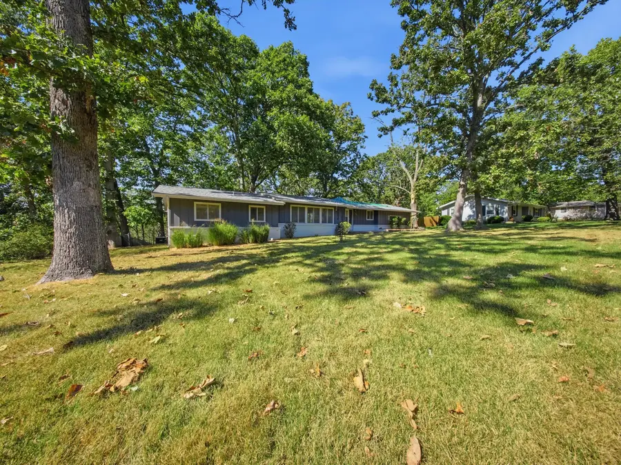4631 S Lakehill Avenue, Springfield, MO 65804 - #3