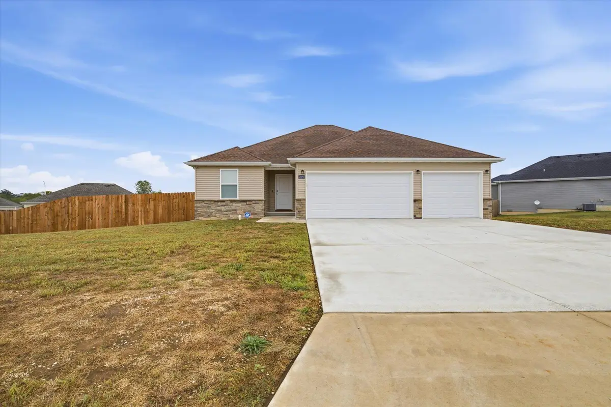 2020 S Faith Court, Bolivar, MO 65613 - #1