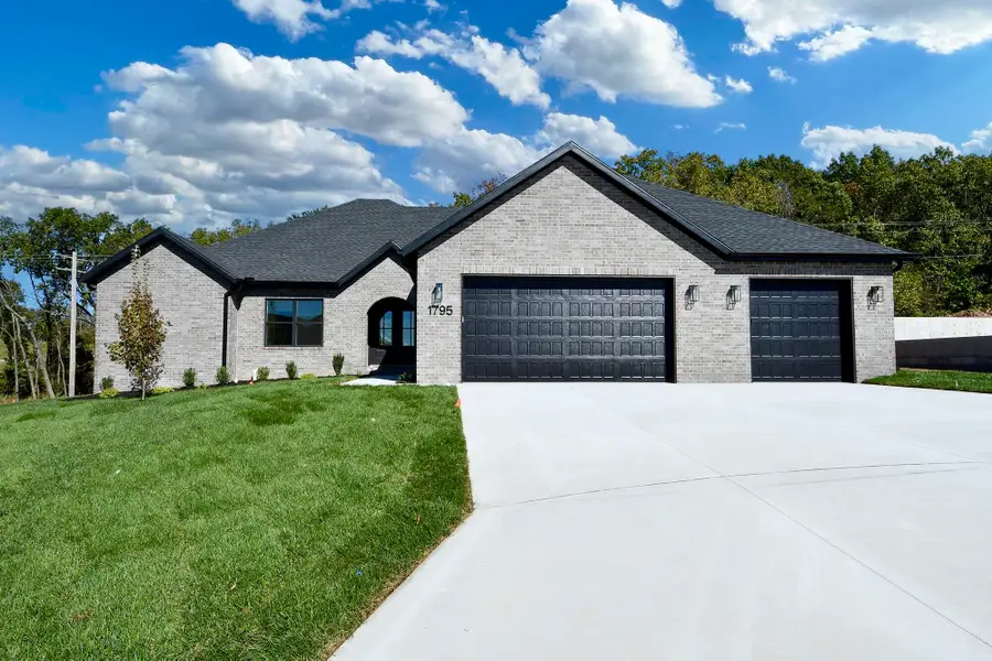 1795 W Gaslight Drive, Springfield, MO 65810 - #2