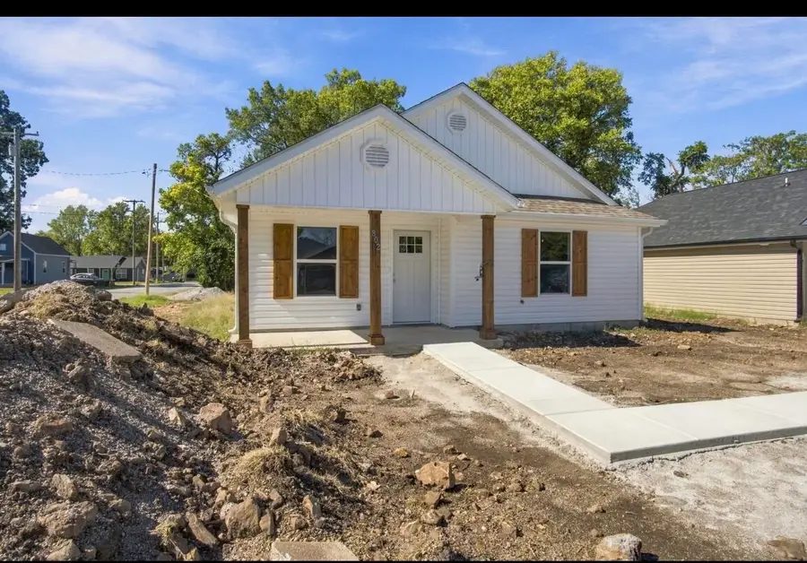 000 N Walker Street, Webb City, MO 64870 - #2