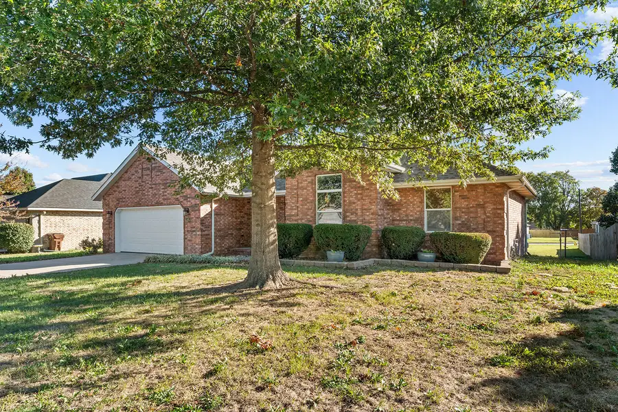 504 S Sarah Avenue, Republic, MO 65738 - #2