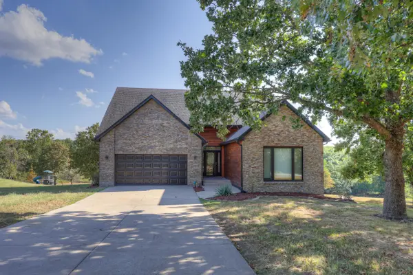 2153 S Loma Linda Drive, Loma Linda, MO 64804