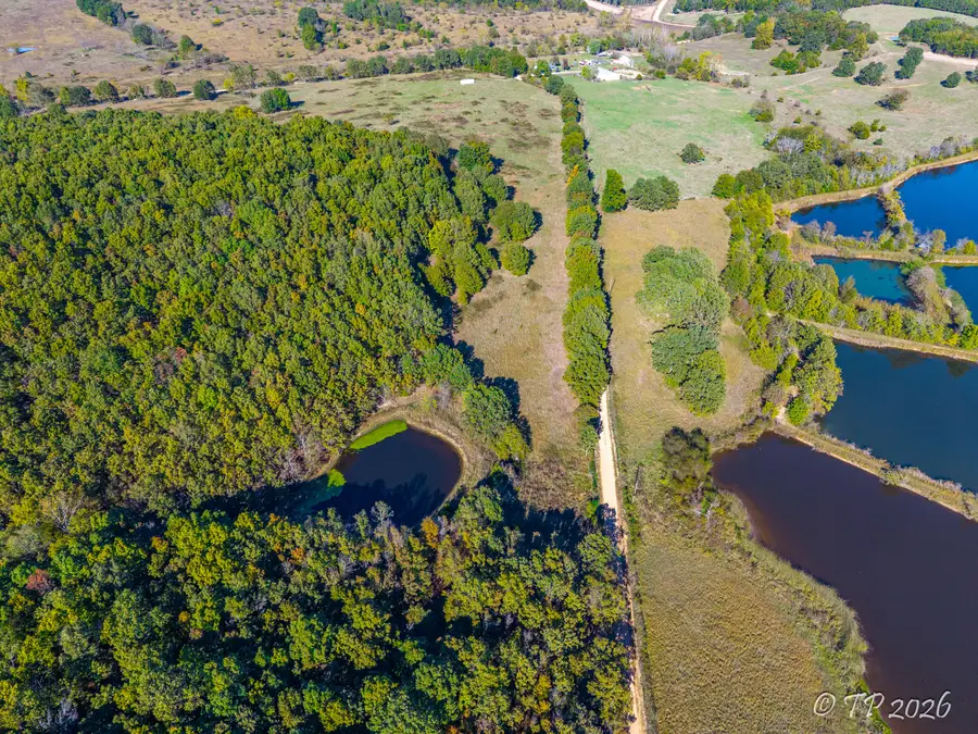 1065 County Road 347, Koshkonong, MO 65692 - #3