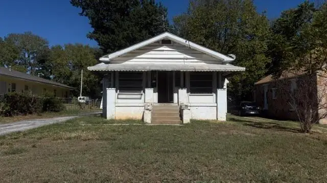 2009 W College Street, Springfield, MO 65806 - #1