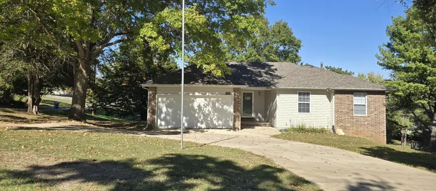 1103 E Lark Street, Ozark, MO 65721 - #2