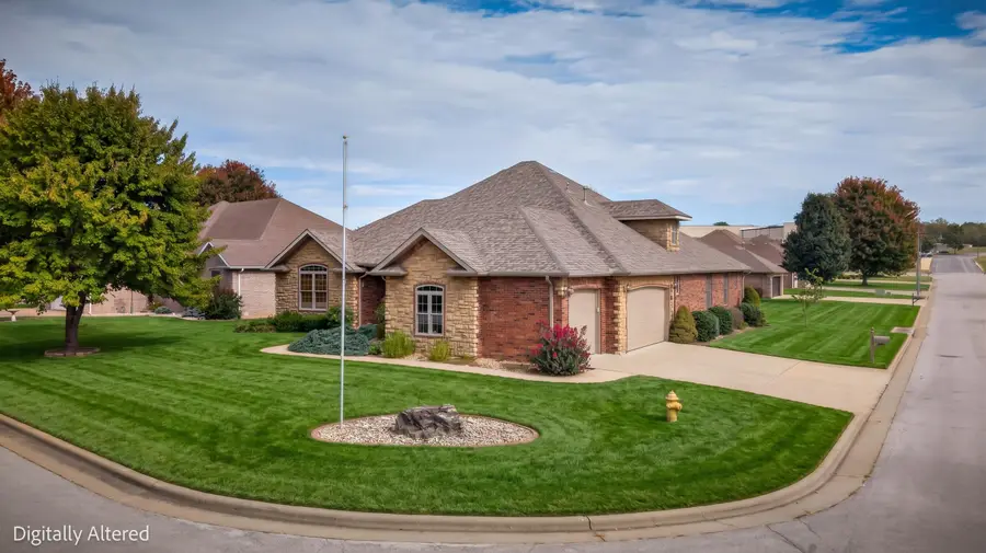4509 E Sherwood Street, Springfield, MO 65802 - #3
