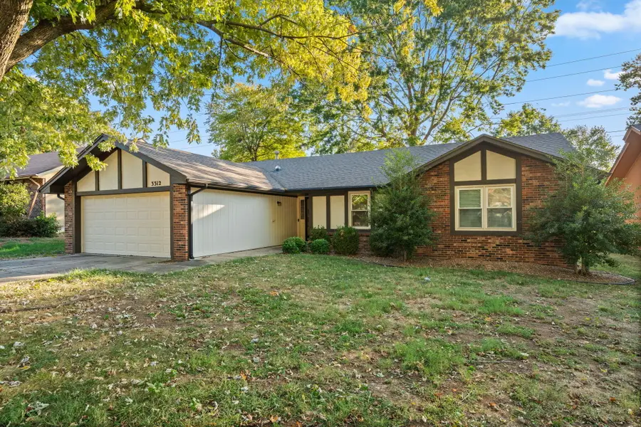 3312 S Benton Avenue, Springfield, MO 65807 - #3