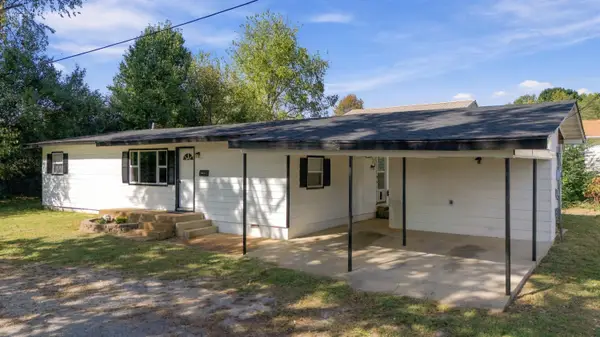 1021a N College Street, West Plains, MO 65775