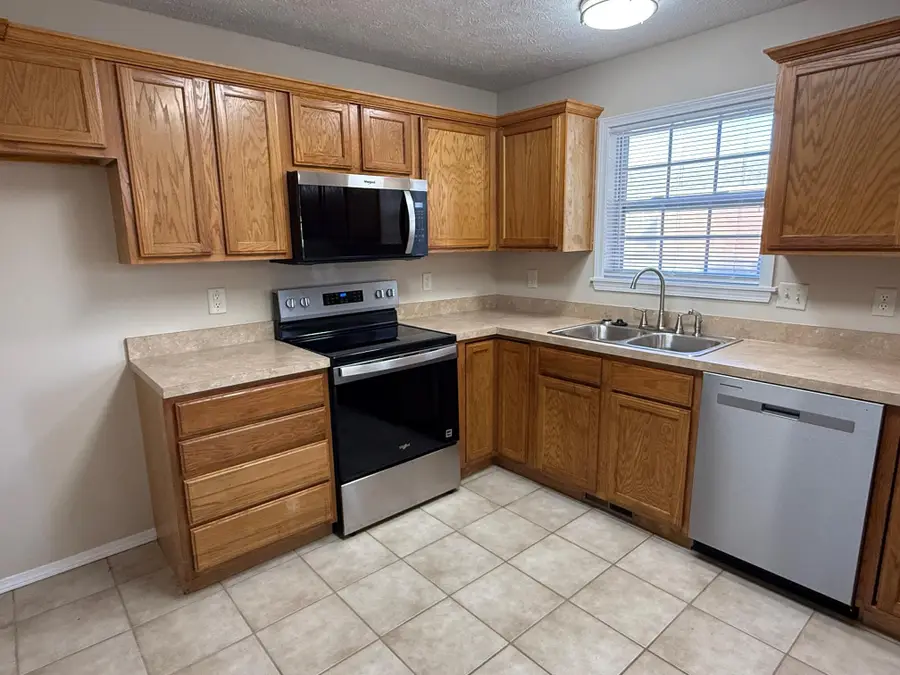 4403 W Delmar Street, Springfield, MO 65802 - #3