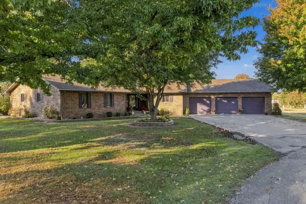 1315 W Blair Drive, Stockton, MO 65785