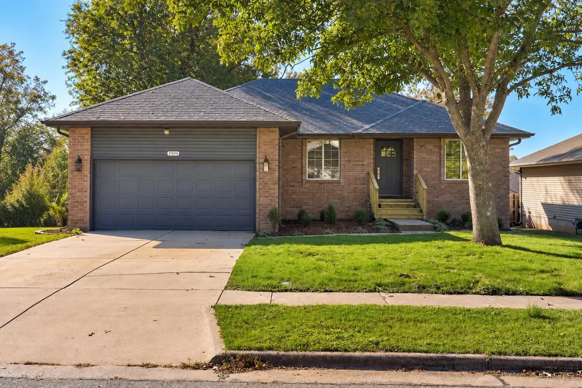 2404 W Rockwood Street, Springfield, MO 65807 - #1