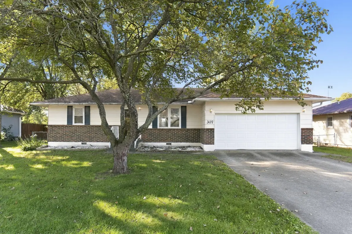 307 W Main Street, Adrian, MO 64720 - #1