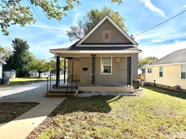 1820 W Olive Street, Springfield, MO 65802