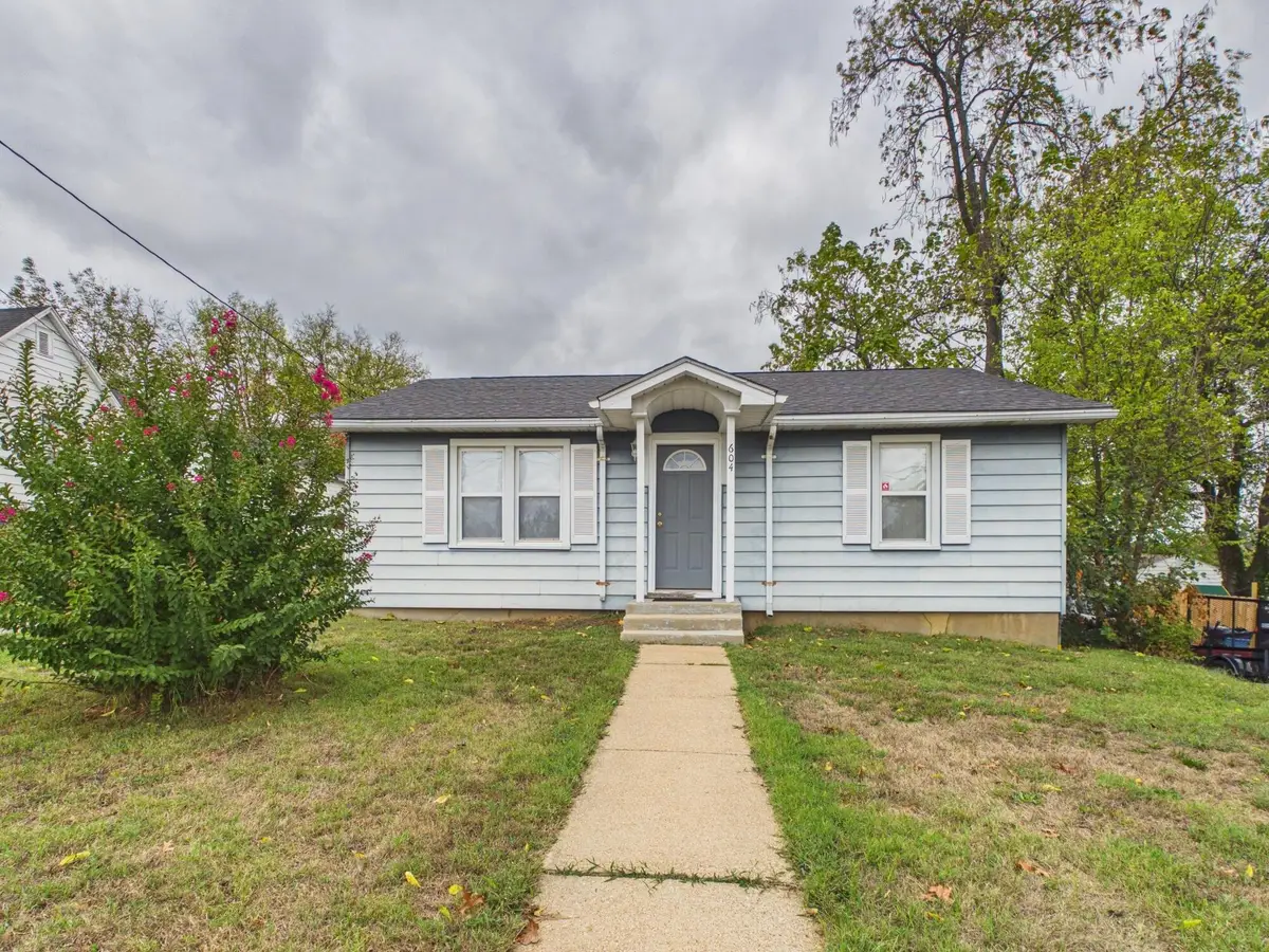604 Summit Street, Cabool, MO 65689 - #1