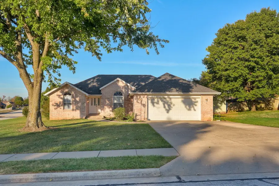 501 Sarah Court, Willard, MO 65781 - #2