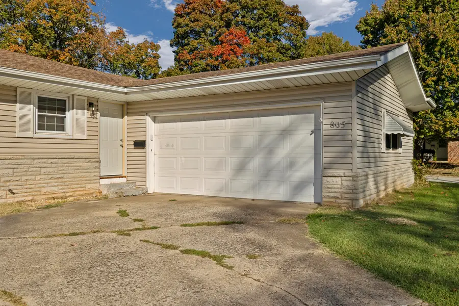 805 S Barnes Avenue, Springfield, MO 65802 - #3