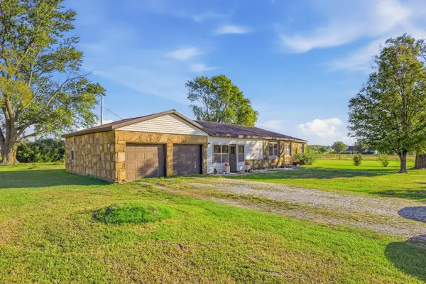 1470 Carver Road, Diamond, MO 64840