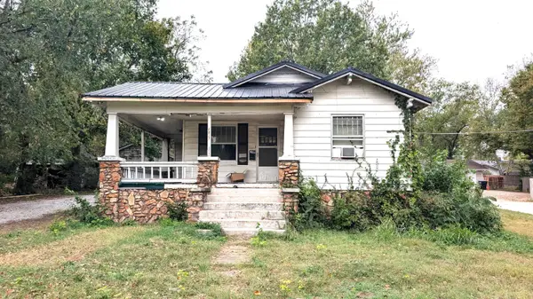 2837 N Grant Avenue, Springfield, MO 65803