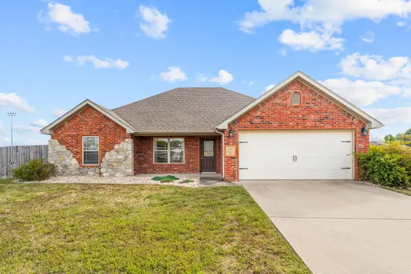 121 Psalms Way, Forsyth, MO 65653