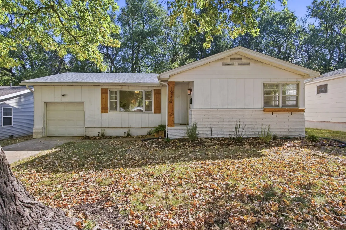 1926 S Broadway Avenue, Springfield, MO 65807 - #1