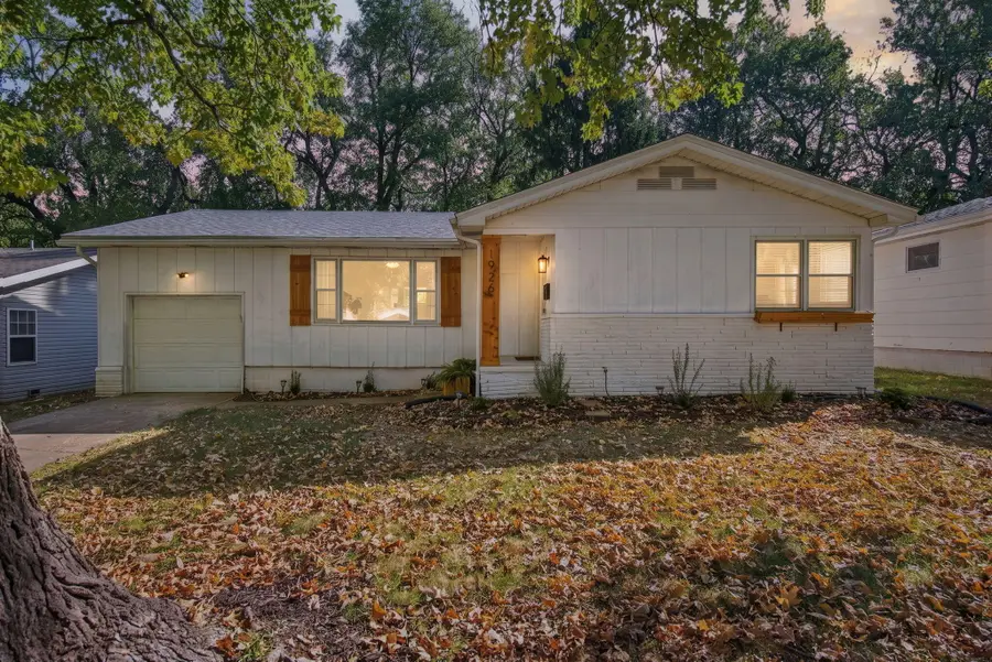1926 S Broadway Avenue, Springfield, MO 65807 - #2