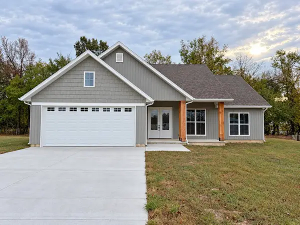 820 N Chicago Avenue, Bolivar, MO 65613