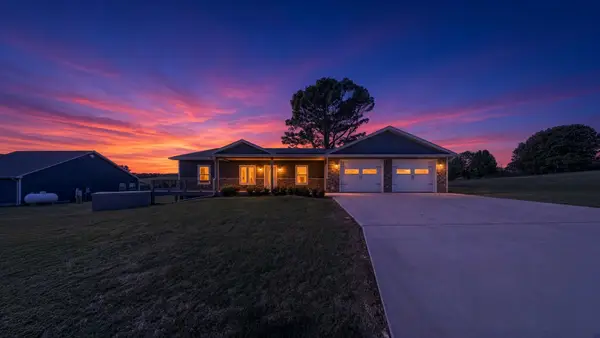 631 Spring Valley Drive, Mammoth Spring, AR 72554