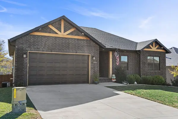 1306 W Jovie Street, Ozark, MO 65721